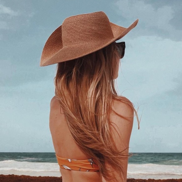 Wide brim straw hat - Picture 3 of 3